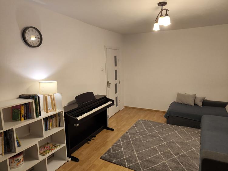 Apartament 3 camere decomandate, etaj 1, in Zorilor, zona Pasteur