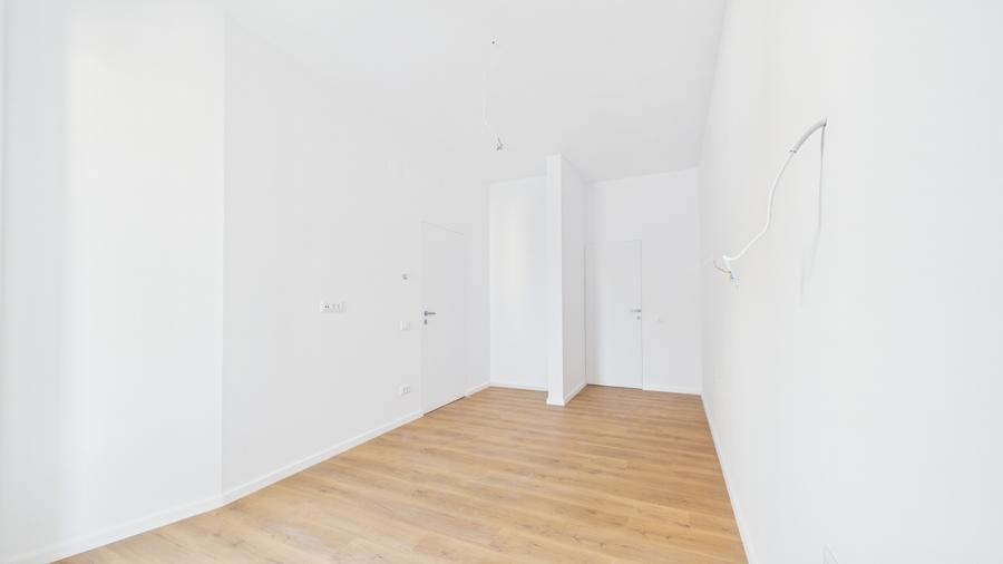Apartament 3 Camere cu Vedere Panoramică | Metrou în Fața Blocului