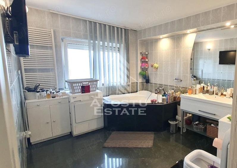 Apartament 3 camere de vanzare, garaj, zona Girocului, Timisoara