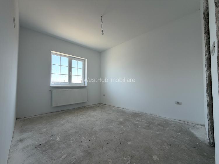 Duplex cu 3 camere, 80 mp utili, 16 mp terasa, 463 mp teren - Sag.