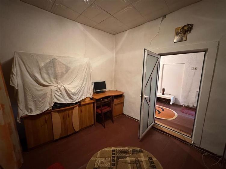 Casa stradala de vanzare in Focsani , str Odobesti nr 56