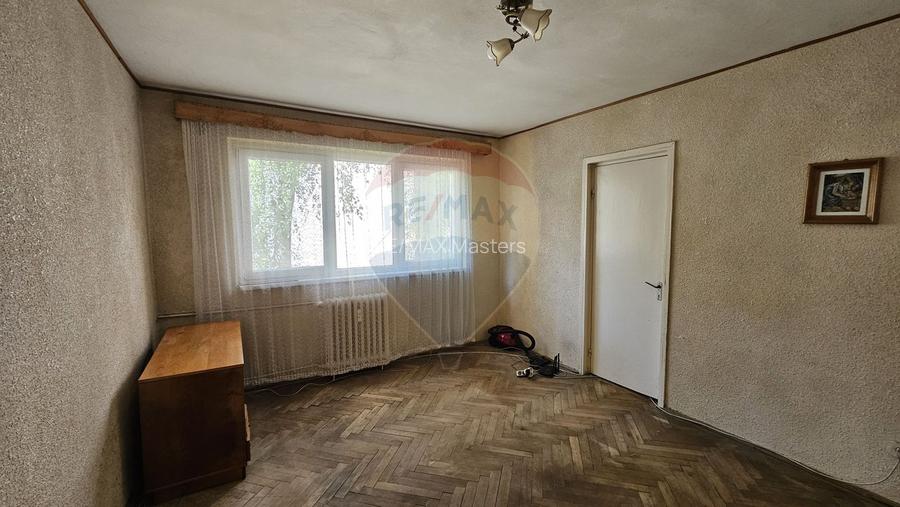 Apartament cu 2 camere, etaj 1 în zona George Enescu, Suceava - 16