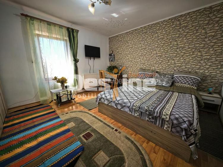 Casă 4 camere și 720 mp teren + beci și anexe - 6