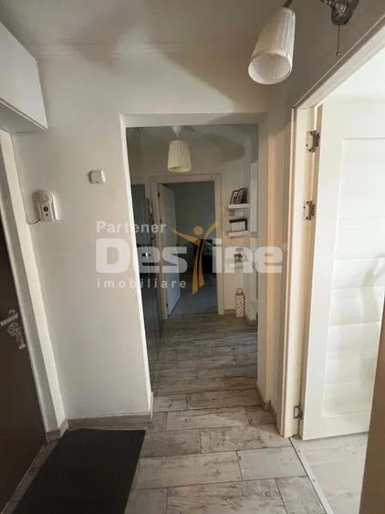 APARTAMENT 2 CAMERE SPATIOS, MOBILAT SI UTILAT MODERN