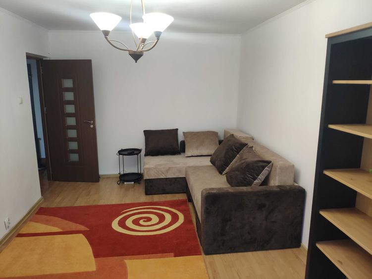 Dristor   5 minute metrou Ramnicu Sarat Apartament spatios 3 camere