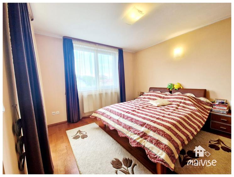 Vila superba cu garaj si  teren 1500 mp, Covasna