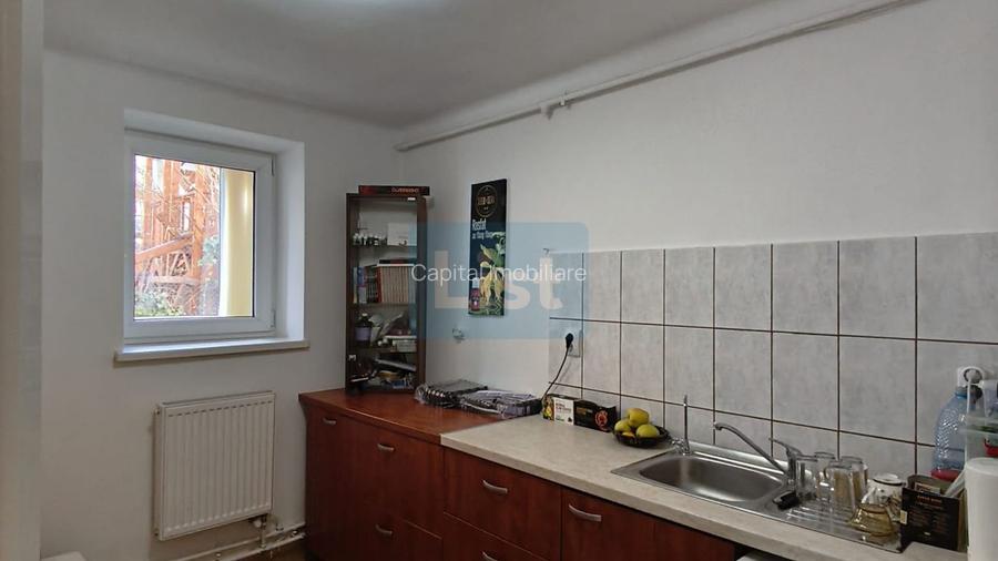 Apartament de vanzare - 2 camere in zona Parcului Central. Comision 0 - 3