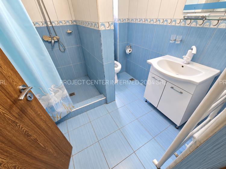 Vilă zona Rolast, S+P+1, sup teren = 587 mp
