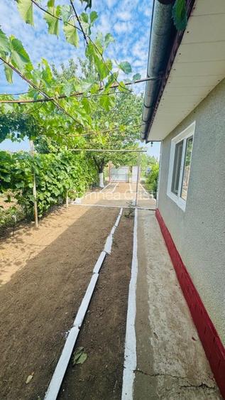 Casă de vânzare în Fetești-Gară – Zonă liniștită, lângă parc , teren 510 mp - 14