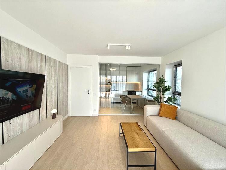 Apartament 3 camere | Prima închiriere & 2 parcări cu prize EV | Akcent City