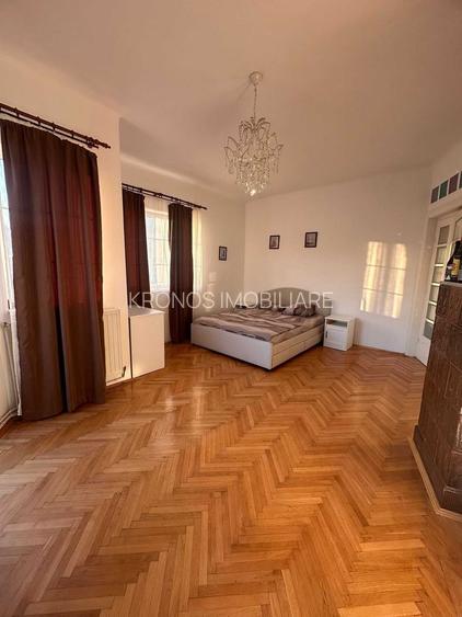 Peninsula 3 camere 84 mp pret 160.000 euro - 4