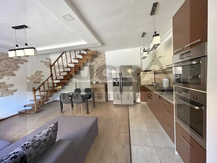 Apartament 2 camere, 60 mp, 2 parcari, curte, zona Ultracentrala