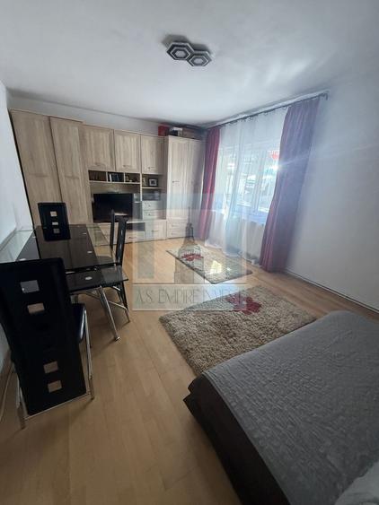 Apartament 2 camere , mobilat/utilat - zona Racadau