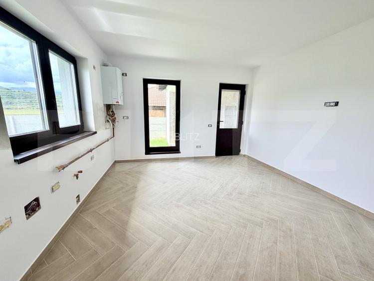 Casa individuala 4 camere, 105 mp utili, 500 mp teren,zona Sard - 6