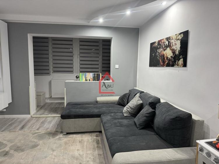 Apartament cu 2 camere, Decomandat, Cug, renovat