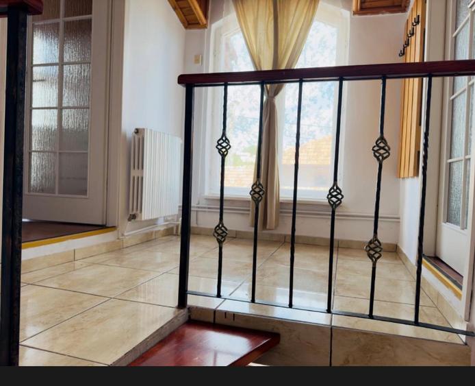 Apartament 3 camere si terasa superba - Casa Casatoriilor. Disponibil Sep - Iun