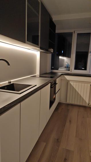 Vanzare 2 camere Magheru - Universitate, renovat, mobiliat