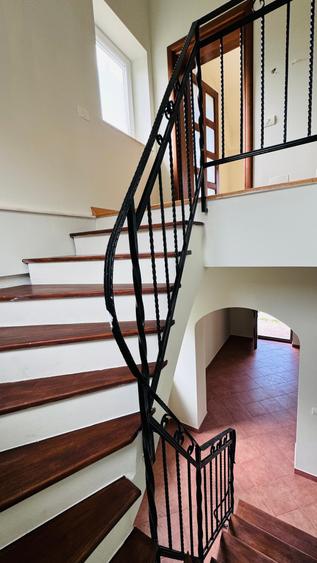 Vila Individuala Laguna Albastra | Bucatarie complet mobilata | Teren 600mp