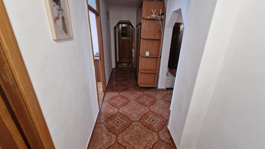 Apartament 3 camere Noua