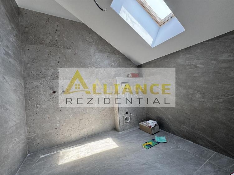 Vila tip DUPLEX 5 camere- 4 bai curte 250 MP
