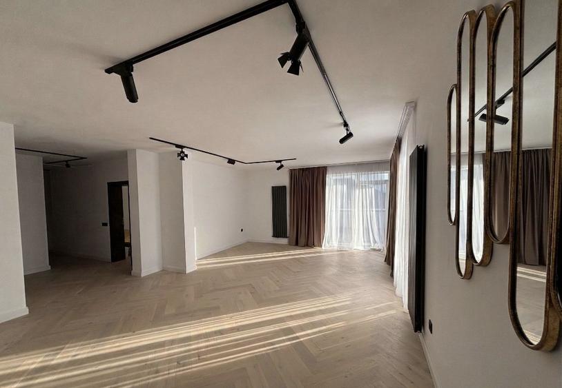 PENTHOUSE PREMIUM ÎN SIBIU | 2 TERASE SPECTACULOASE | ȘELIMBĂR