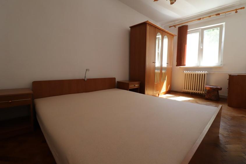 Apartament in zona Dacia