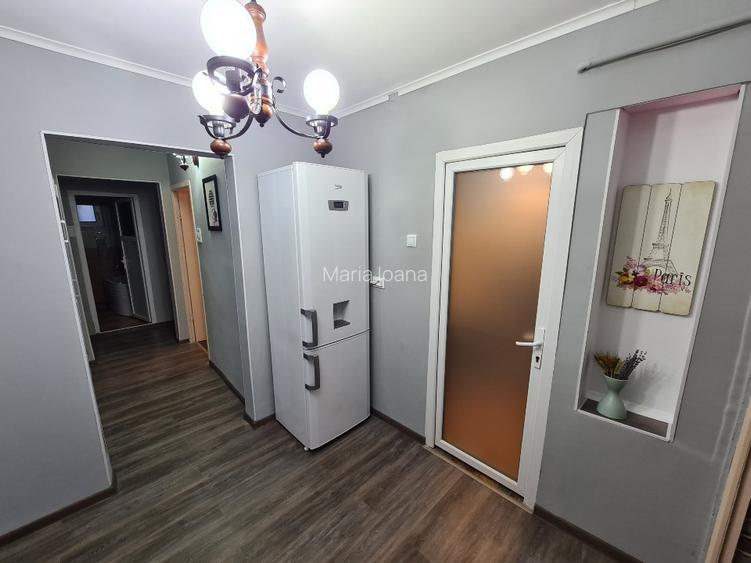 Apartament 3 camere decomandat zona Galata Iasi - 9