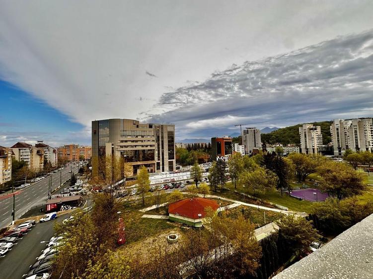 Spațiu profesional de închiriat – Centru Civic, Brașov