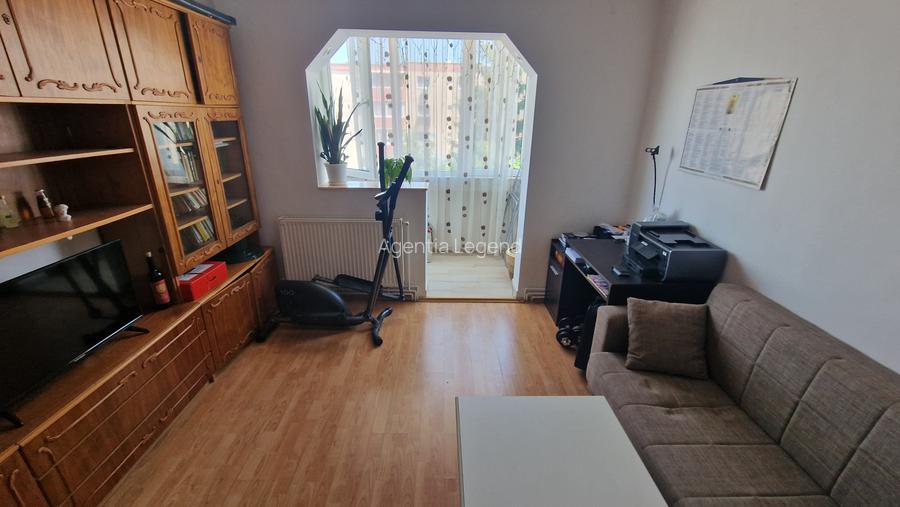 Apartament 3 camere Tractorul - 7
