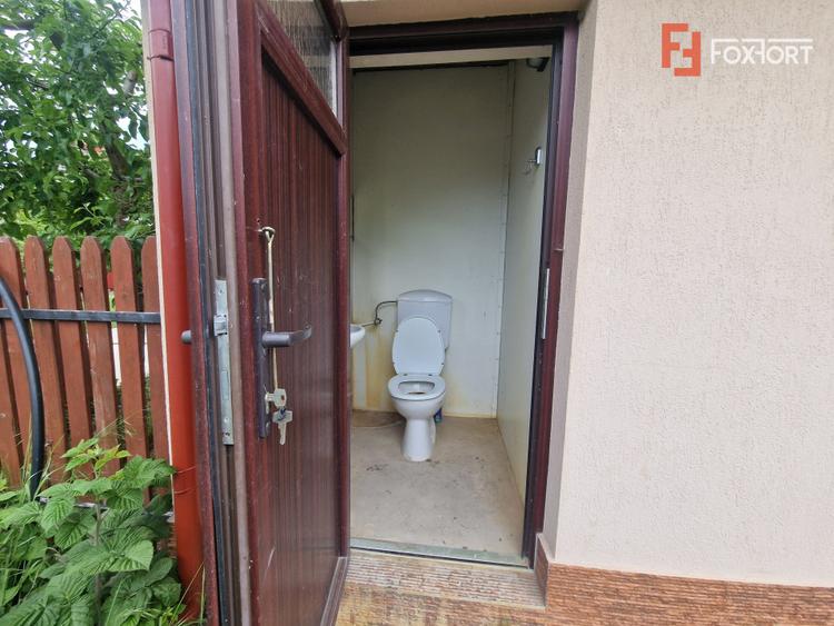 Casa individuala de vanzare cu 5 camere si teren de 2543 mp - Izvin