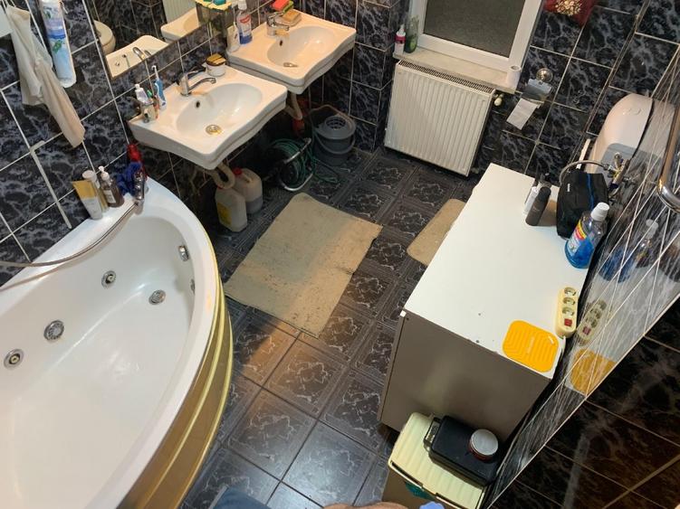 Vând apartament deosebit zona Piața Constitutiei str. Mitropolit Antim Ivireanu