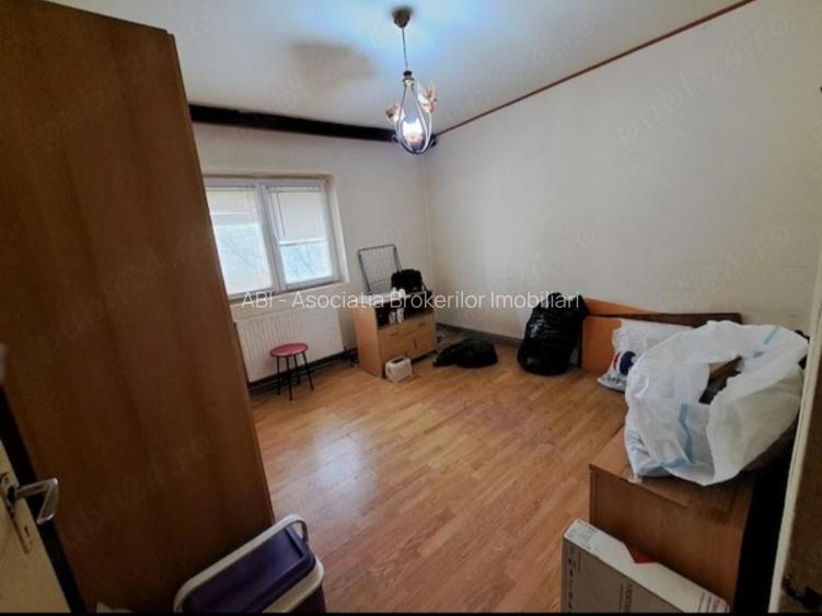 Dristor/Ramnicul Sarat,ap 2 camere,cf1 bloc 1983/92.000euro - 2
