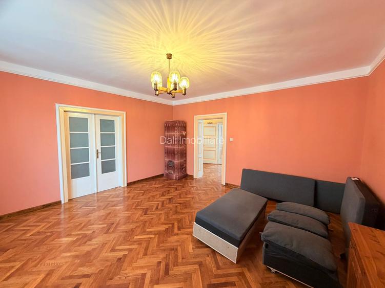 Apartament 3 camere de inchriat-Str. Victor Babes - 4
