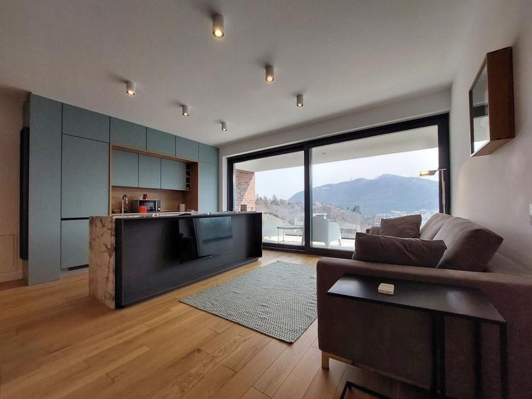Apartament 2 Camere, cu Priveliste Deosebita