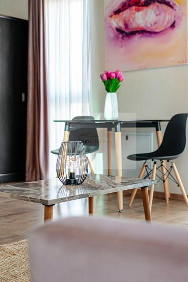 Apartament premium cu 2 camere + curățenie inclusă | Zona Centrală