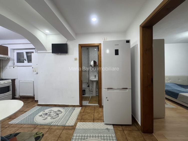 2 cam. etaj 2, decomandat, 50 mp. str. Unirii, zona centrala - 13