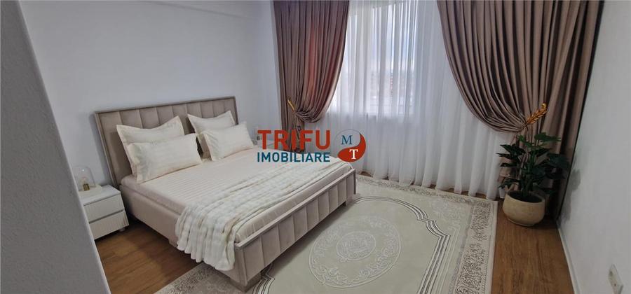 Apartament 3 camere de vanzare zona Arex