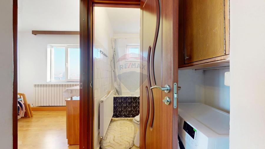Apartament 2 camere, cochet, etaj 3, balcon, zona ITC, Brașov