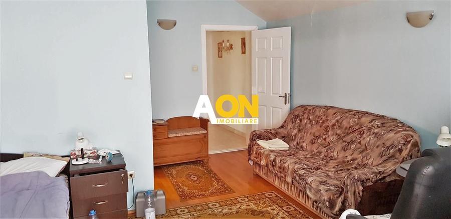 Casa  5 camere  2 garaje  780 mp teren Zona Schit
