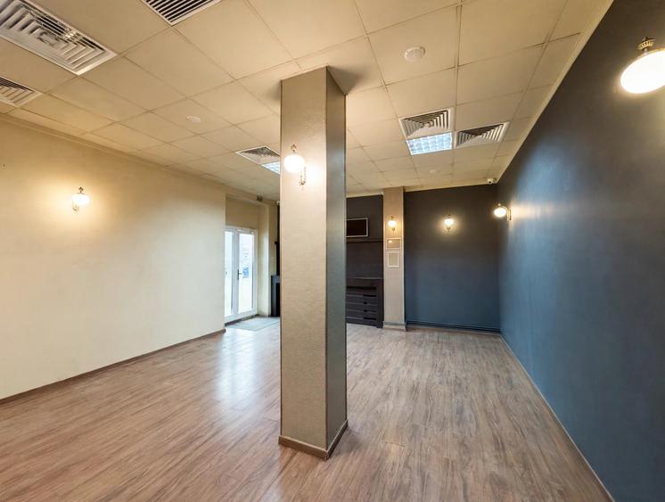 Spațiu comercial, 120 mp, renovat, parter cu vitrină, zona Oașului