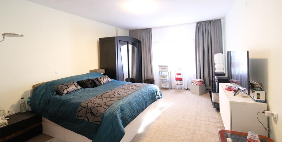 Vanzare casa D+P+1+pod si 519 mp teren in Piatra Neamt compusa din 2 apartamente