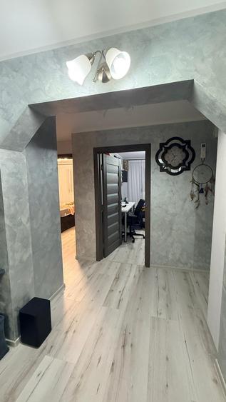 Apartament 4 camere zona Parcul Curcubeului , renovat , mobilat