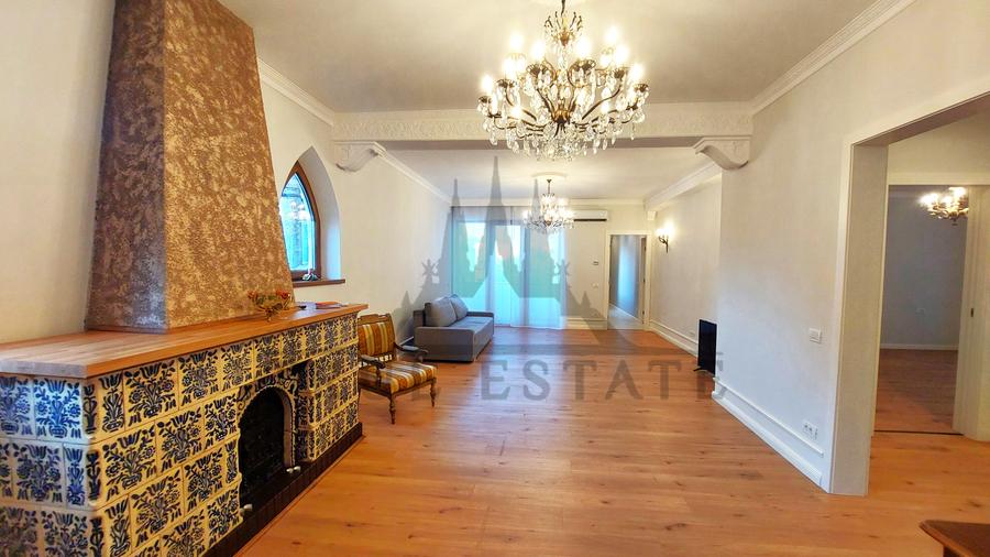 Apartament superb, renovat, in vila interbelica ingrijita, in zona Plantelor