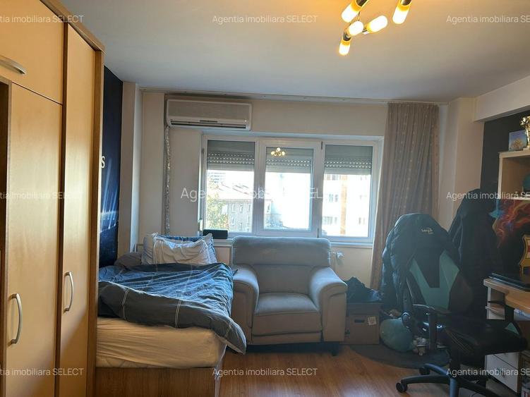 Mobilat, utilat ,Apartament cu 3 camere, Centru Nou - 2