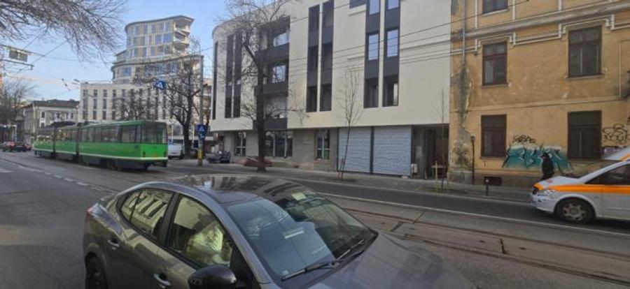 Ferdinand - Spațiu Comercial | deschidere 35m | P 150mp | bloc nou