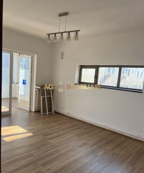 Spatiu birouri de inchiriat | Romana | 4 camere | 130 MP | Centrala
