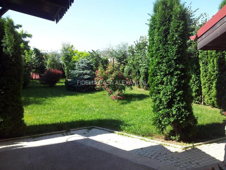 Vila de vanzare 9 camere de vanzare, Centru Civic - Iasi