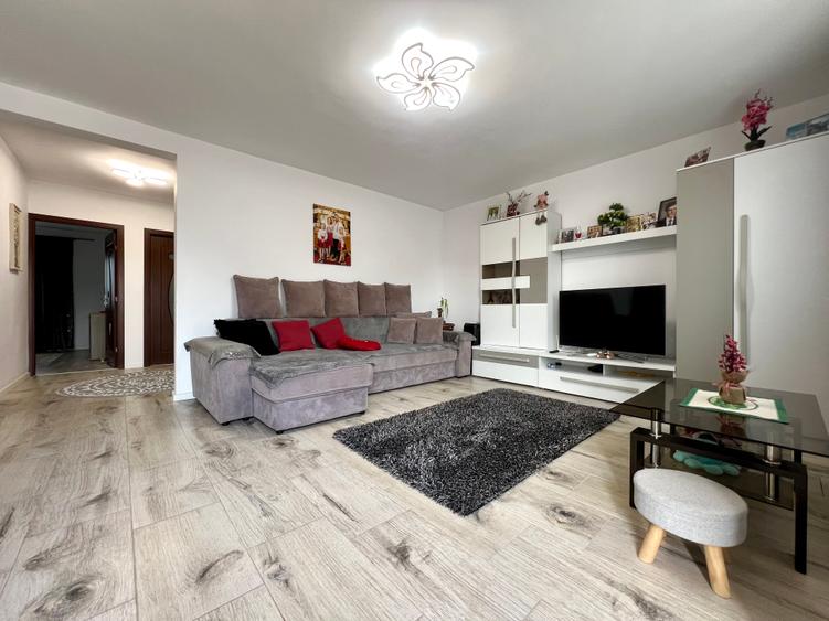 Vila individuala cu 6 camere de vanzare in Horpaz - Miroslava
