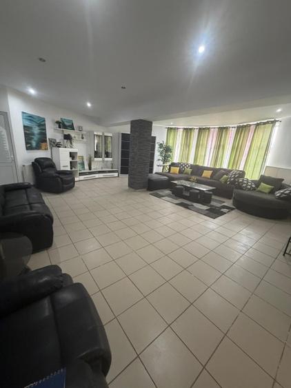 Casa de vanazre, 120 mp, teren 2900 mp, zona Butoiești