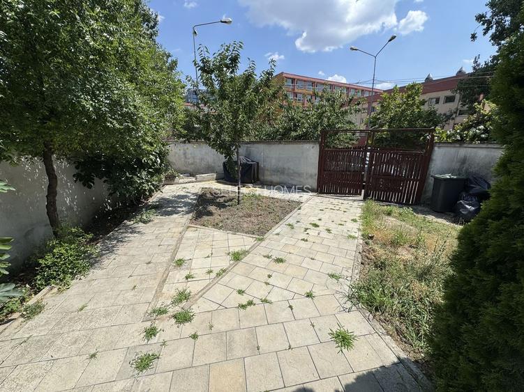 Casa cu 7 camere de vanzare in zona *Regie-Belvedere* - 55